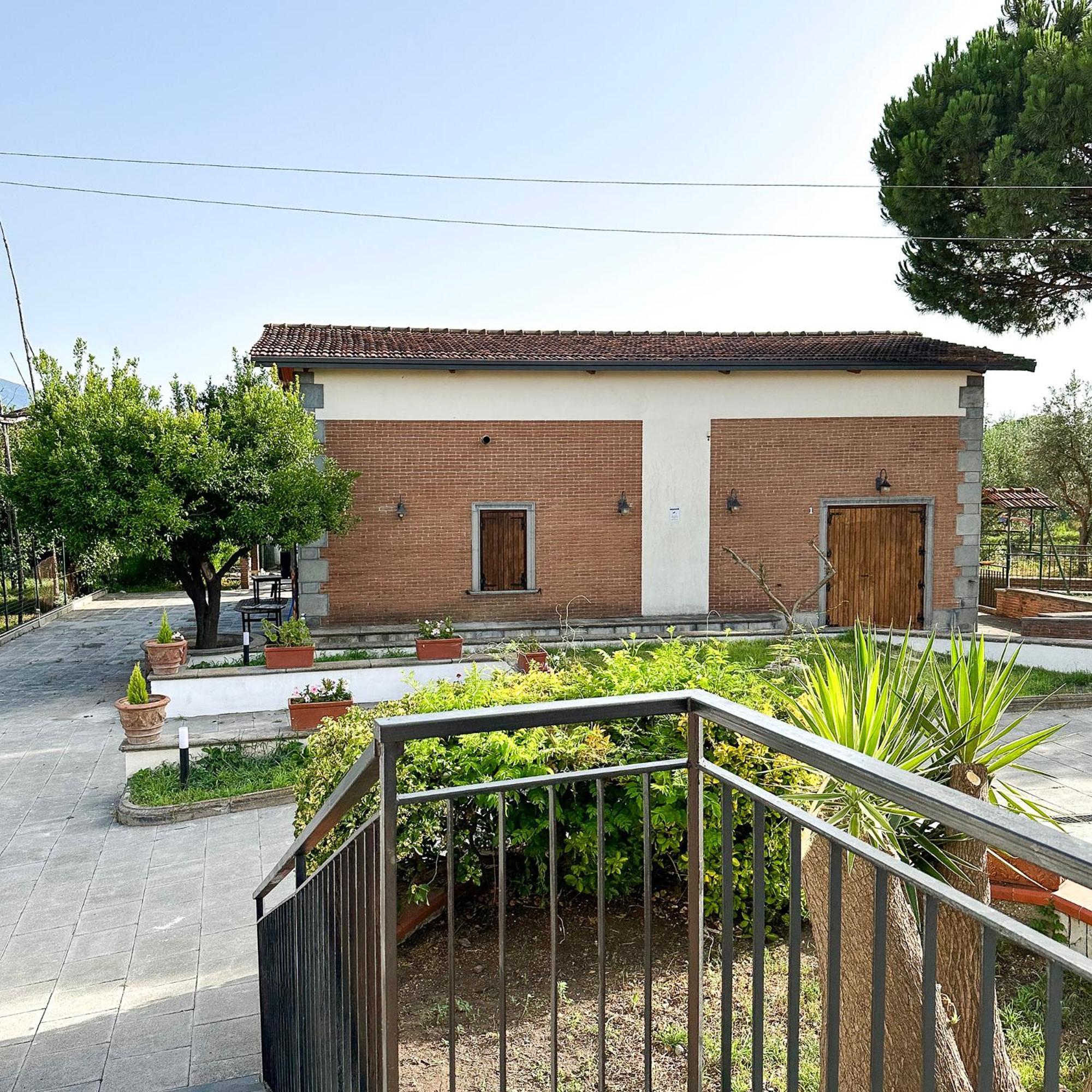 Tenuta Nunziata - Food, Event, Biofarm Torre Annunziata Eksteriør bilde